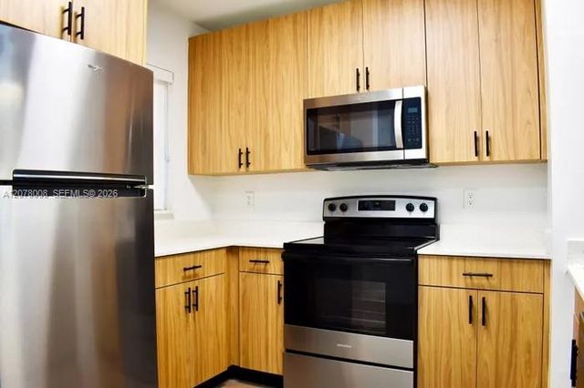 4021 N Pine Island Road 103, Sunrise, FL 33351