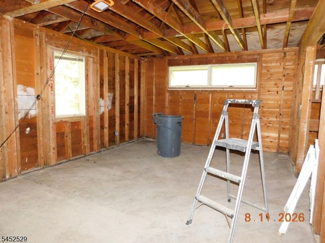 211 Pickle Rd, Washington Twp., NJ 07830