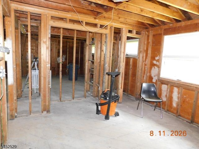211 Pickle Rd, Washington Twp., NJ 07830