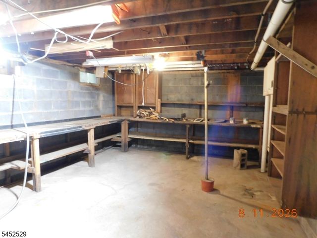 211 Pickle Rd, Washington Twp., NJ 07830