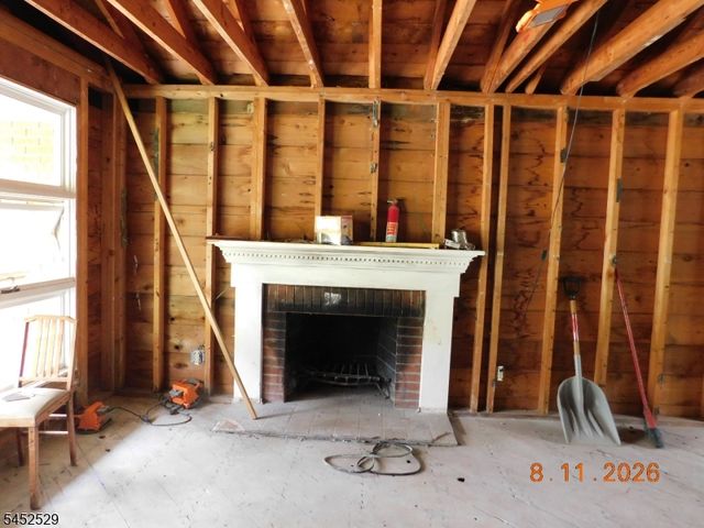 211 Pickle Rd, Washington Twp., NJ 07830