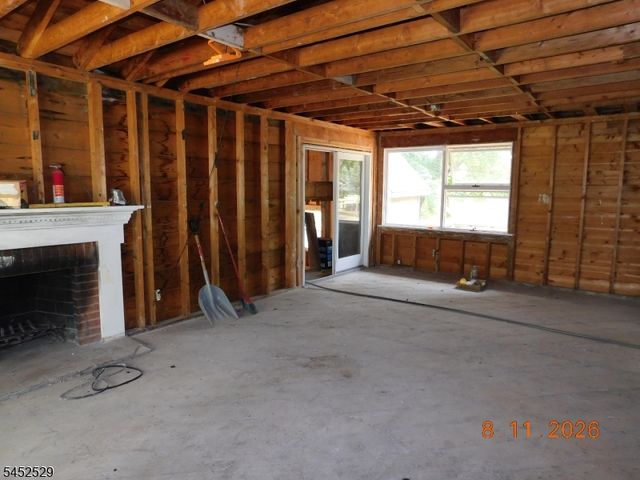 211 Pickle Rd, Washington Twp., NJ 07830