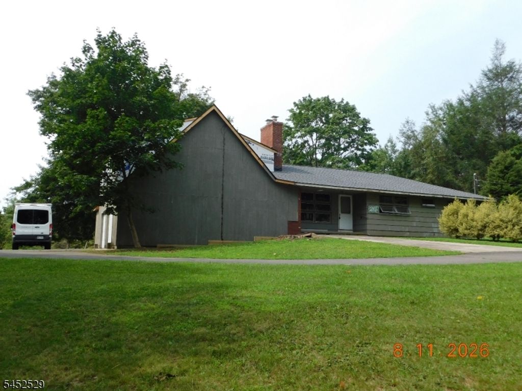 211 Pickle Rd, Washington Twp., NJ 07830 — photo 3