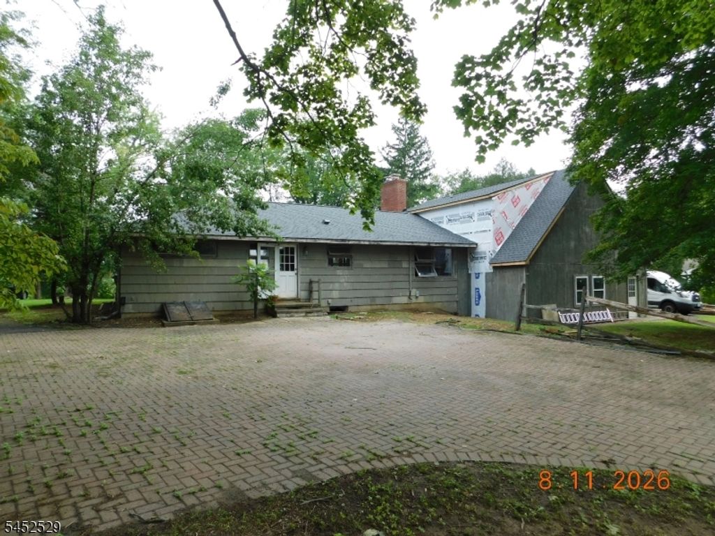 211 Pickle Rd, Washington Twp., NJ 07830 — photo 5