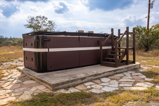 127 Camp Alzafar, Boerne, TX 78006