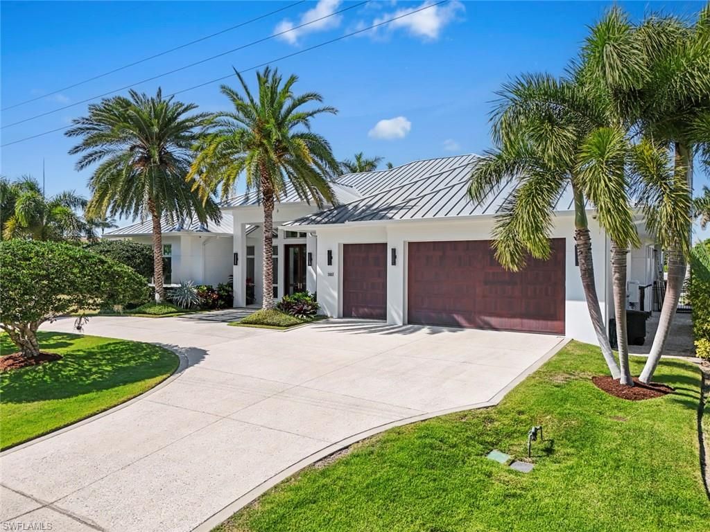 1467 Marlin DR, NAPLES, FL 34102 — photo 3