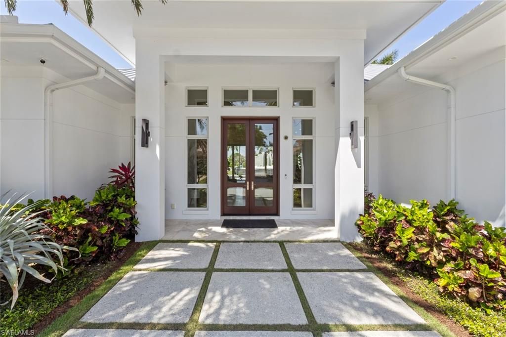 1467 Marlin DR, NAPLES, FL 34102 — photo 4
