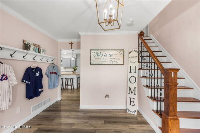 6 Mayfair Court, Jackson, NJ 08527