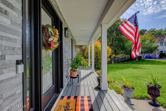 6 Mayfair Court, Jackson, NJ 08527