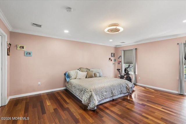 6 Mayfair Court, Jackson, NJ 08527