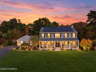 6 Mayfair Court, Jackson, NJ 08527