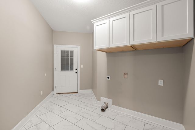 118 Munn Rd., Sumrall, MS 39482