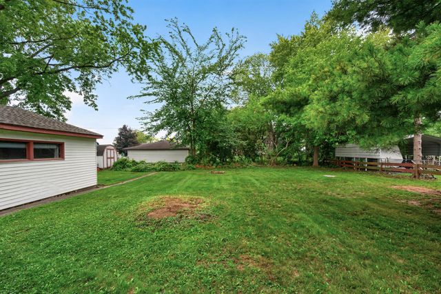 1750 Lark Avenue, Maplewood, MN 55109