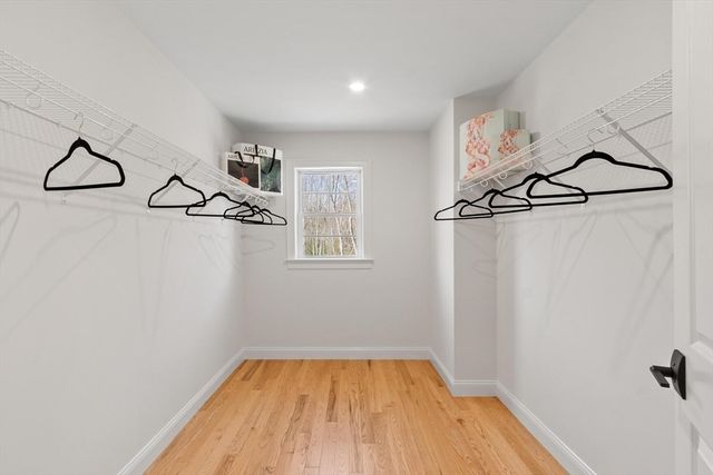 81 Oliver Pond Circle 8, Franklin, MA 02038