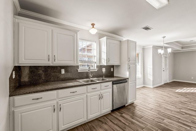 13 Shamsie Drive, Ward, AR 72176