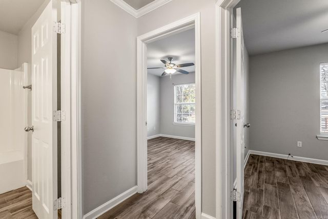 13 Shamsie Drive, Ward, AR 72176
