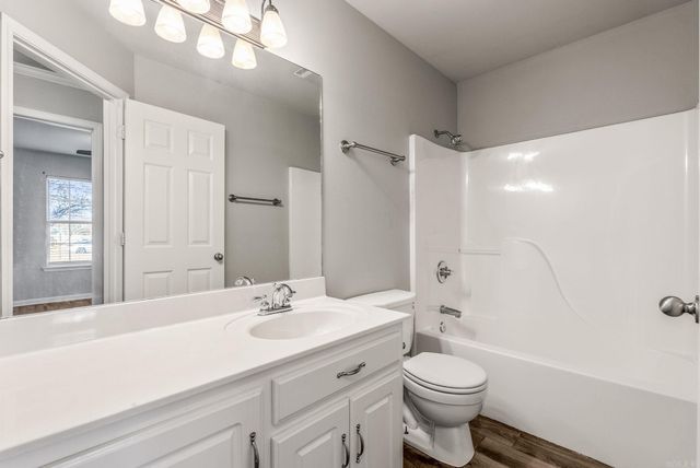 13 Shamsie Drive, Ward, AR 72176