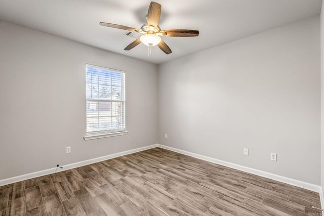 13 Shamsie Drive, Ward, AR 72176