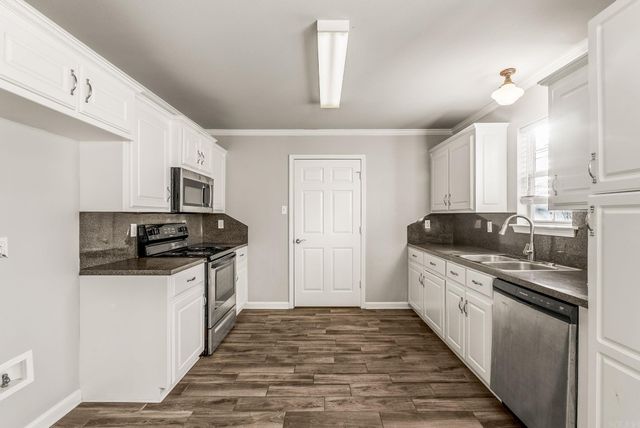 13 Shamsie Drive, Ward, AR 72176