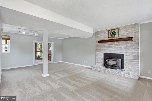 806 UNIONTOWN RD, Westminster, MD 21158