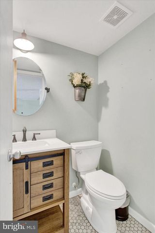 806 UNIONTOWN RD, Westminster, MD 21158