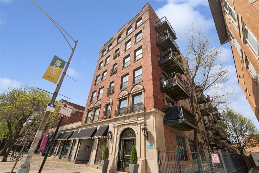 4144 N Sheridan Road 109, Chicago, IL 60613