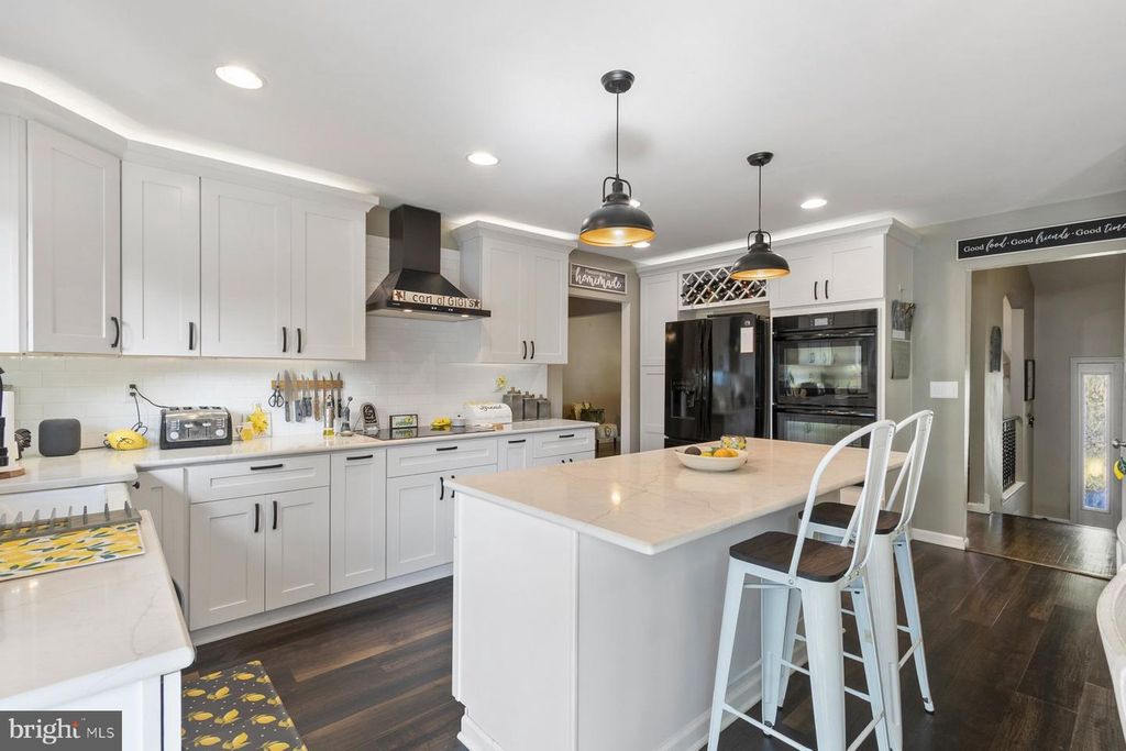18 SANDRINGHAM TER, CHERRY HILL, NJ 08003 — photo 4