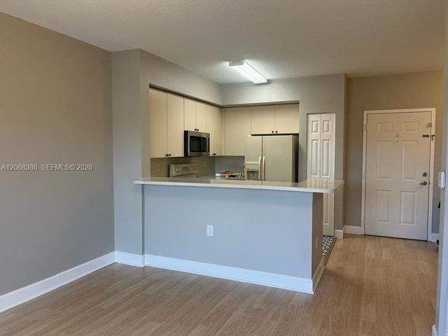 11060 SW 196th Street 511, Cutler Bay, FL 33157