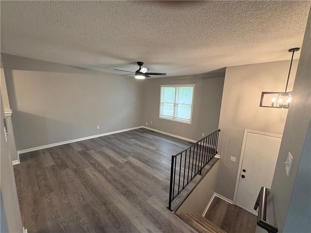 1500 NW 50th Street, Blue Springs, MO 64015
