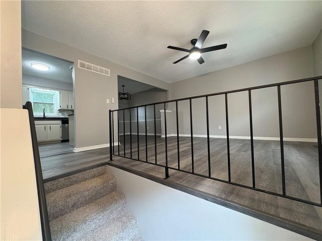1500 NW 50th Street, Blue Springs, MO 64015