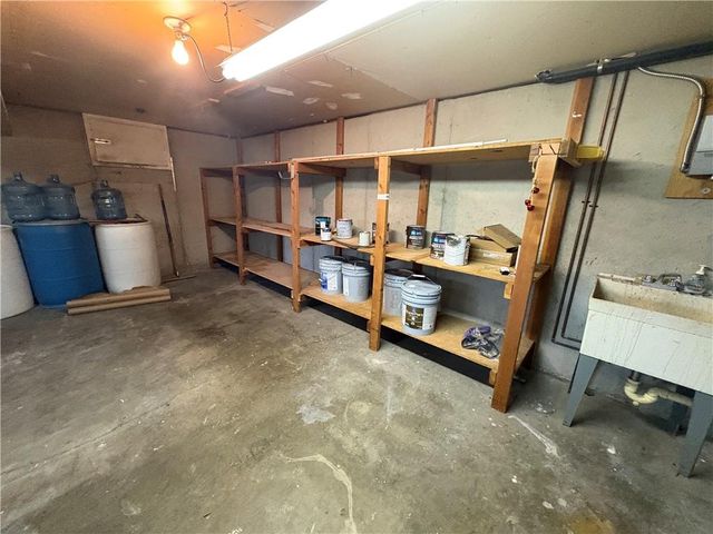 1500 NW 50th Street, Blue Springs, MO 64015