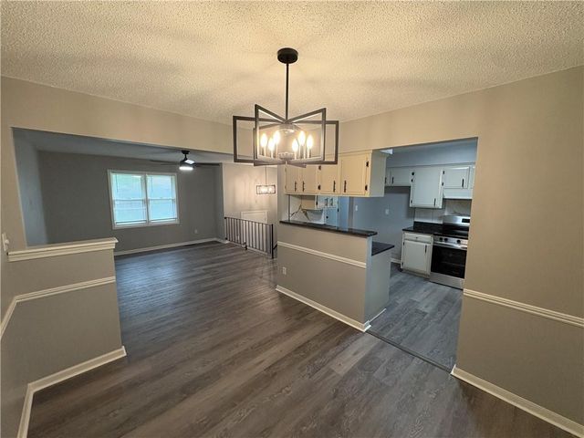 1500 NW 50th Street, Blue Springs, MO 64015