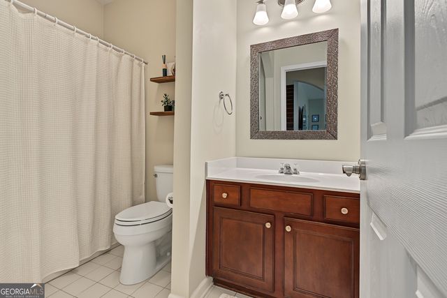 10 Stonebridge Pass, Newnan, GA 30265