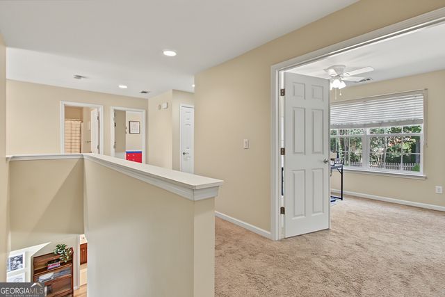 10 Stonebridge Pass, Newnan, GA 30265