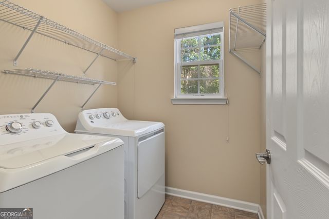 10 Stonebridge Pass, Newnan, GA 30265
