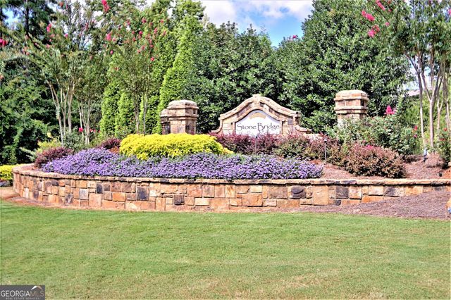 10 Stonebridge Pass, Newnan, GA 30265