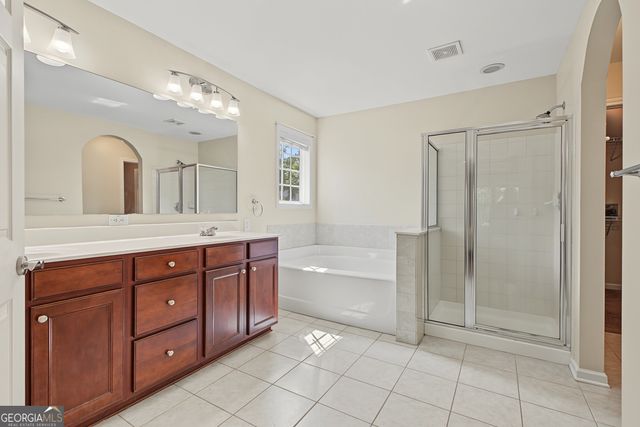 10 Stonebridge Pass, Newnan, GA 30265