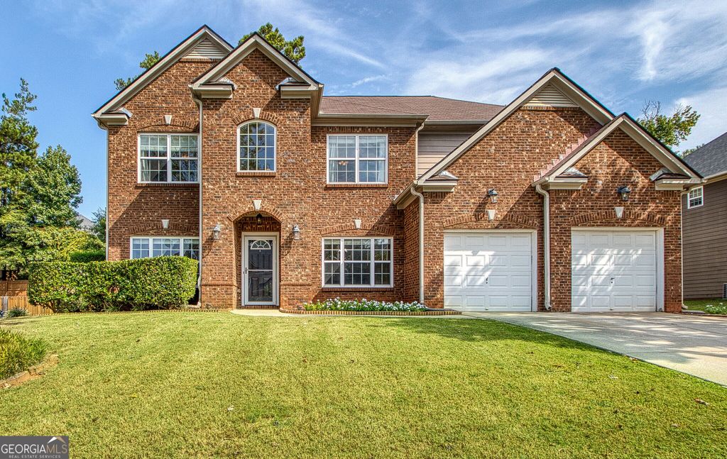 10 Stonebridge Pass, Newnan, GA 30265