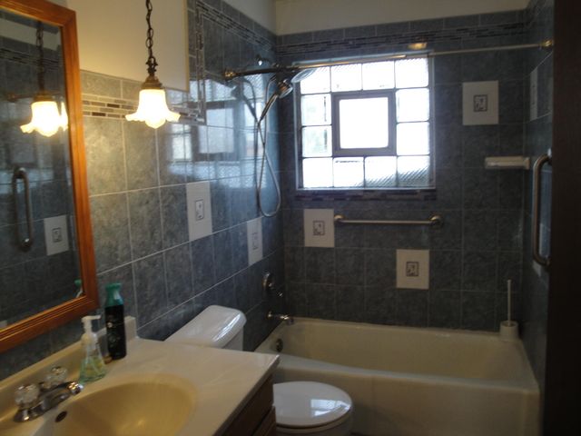 4134 Hawthorne Street, East Chicago, IN 46312