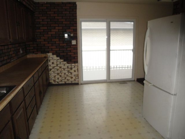 4134 Hawthorne Street, East Chicago, IN 46312