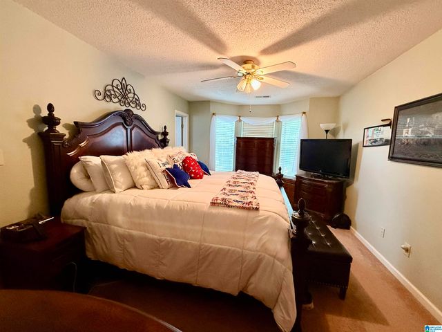 4604 LAKES EDGE COVE, Pinson, AL 35126