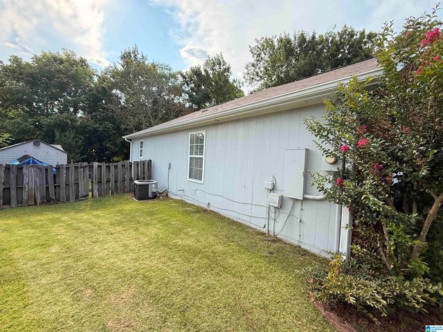 4604 LAKES EDGE COVE, Pinson, AL 35126
