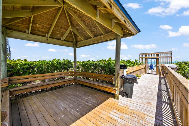 9650 S Ocean Drive 106, Jensen Beach, FL 34957