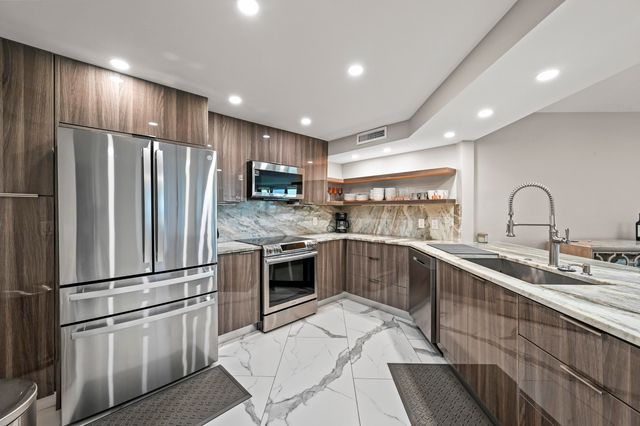 9650 S Ocean Drive 106, Jensen Beach, FL 34957