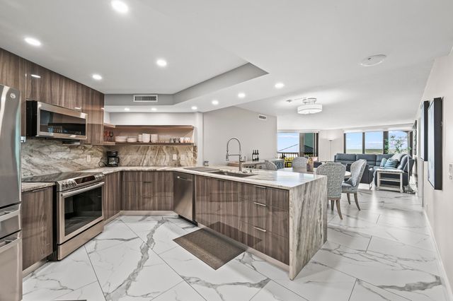 9650 S Ocean Drive 106, Jensen Beach, FL 34957