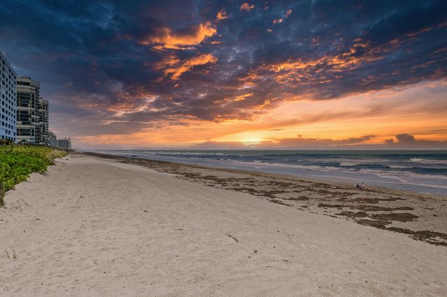 9650 S Ocean Drive 106, Jensen Beach, FL 34957