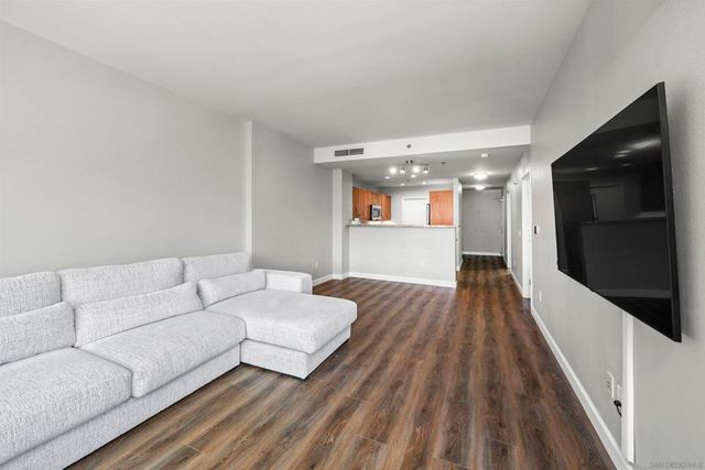 427 9th Ave 504, San Diego, CA 92101