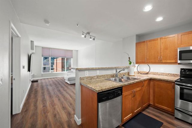 427 9th Ave 504, San Diego, CA 92101