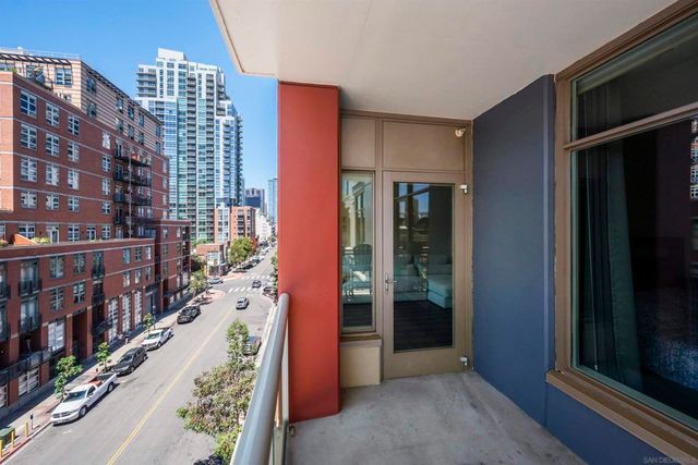 427 9th Ave 504, San Diego, CA 92101