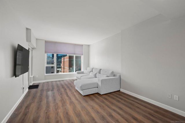 427 9th Ave 504, San Diego, CA 92101